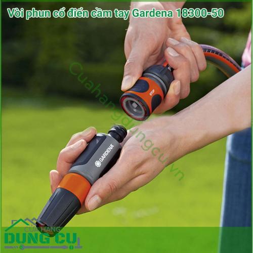 Vòi phun 2 chế độ cầm tay Gardena được thiết kế để có thể điều chỉnh chế độ phun, từ phun tia sang phun chùm phù hợp với tưới đa dạng loại cây/ hoa.